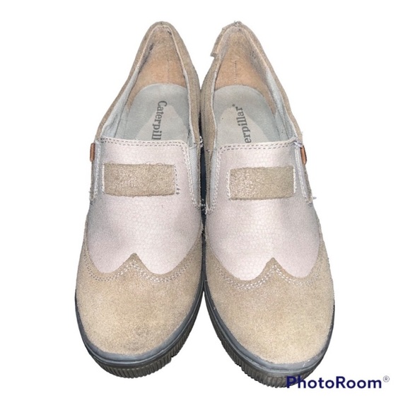 CAT Caterpillar Tan Suede Lug Sole Shoes - Picture 2 of 15